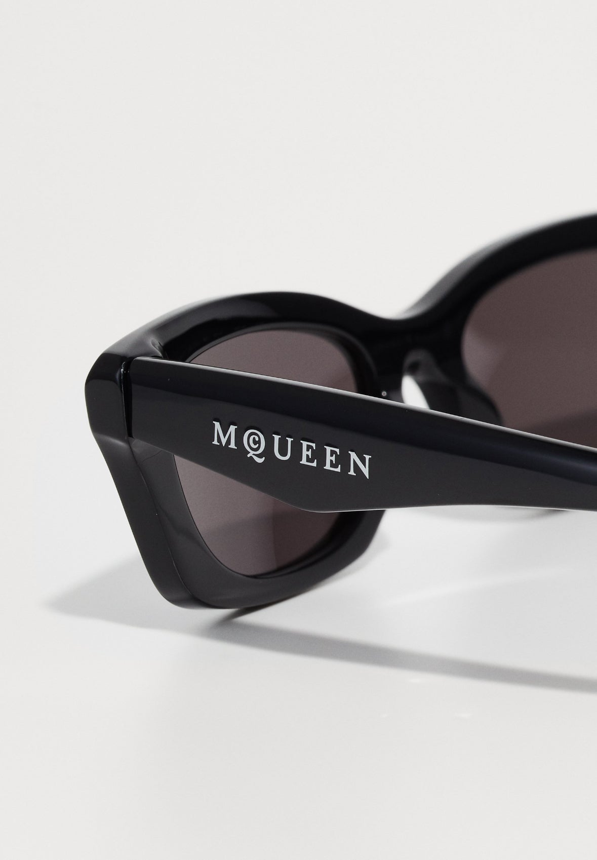 Alexander McQUEEN Monocromo