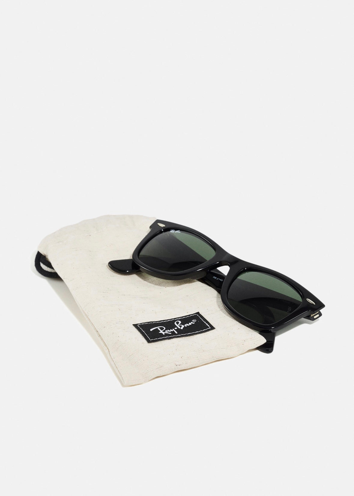 Ray-Ban WAYFARER