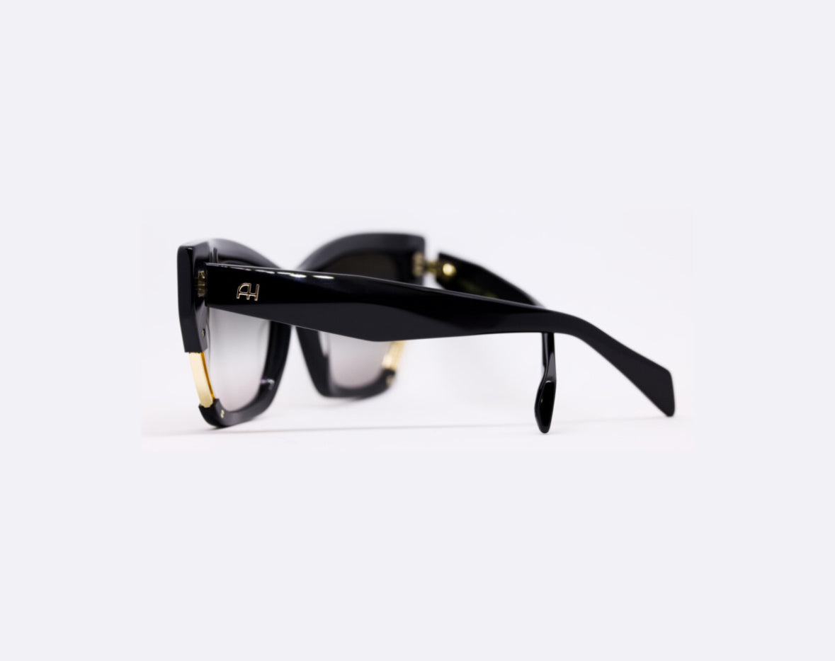 Ana Hickman Black/Gold