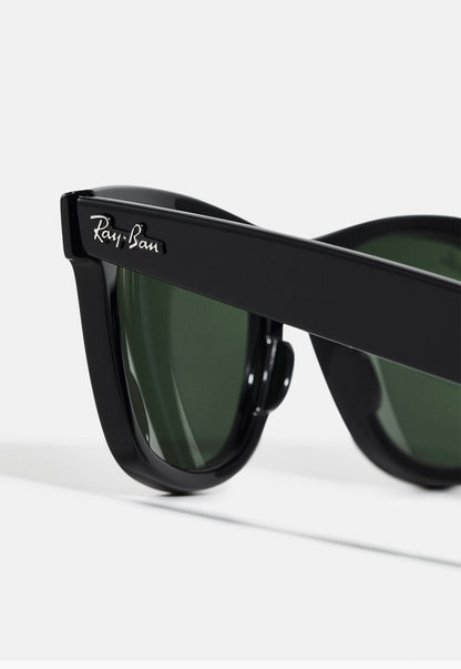 Ray-Ban WAYFARER